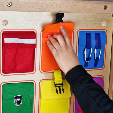 Kieszonki Do Zamykania i Otwierania Zamki Tablica Ścienna Masterkidz Kieszonki Do Zamykania i Otwierania Zamki Tablica Ścienna Masterkidz