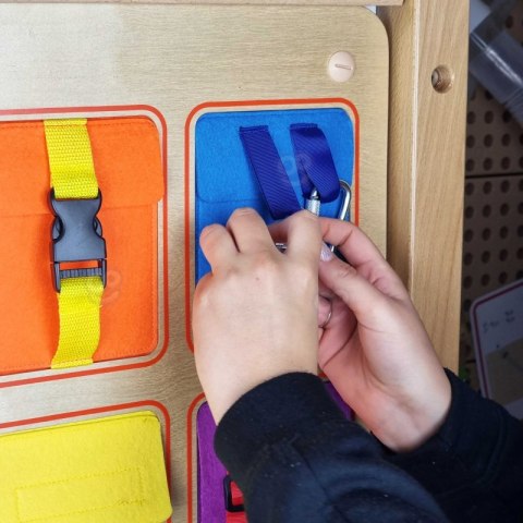 Kieszonki Do Zamykania i Otwierania Zamki Tablica Ścienna Masterkidz Kieszonki Do Zamykania i Otwierania Zamki Tablica Ścienna Masterkidz