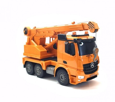 Dźwig Mercedes Benz Arocs 2.4Ghz 1:20 (dźwięki i światła)