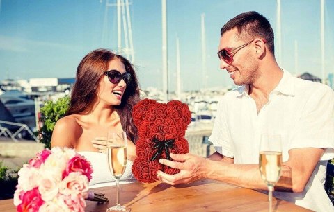 MIŚ Z PŁATKÓW RÓŻ ROSE BEAR WALENTYNKI + PUDEŁKO MIŚ Z PŁATKÓW RÓŻ ROSE BEAR WALENTYNKI + PUDEŁKO