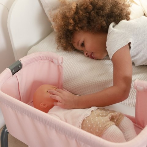 Smoby Łóżeczko Maxi-Cosi Quinny dla Lalek 38 cm ze Schowkiem i Regulacją Wysokości Smoby Łóżeczko Maxi-Cosi Quinny dla Lalek 38 cm ze Schowkiem i Regulacją Wysokości