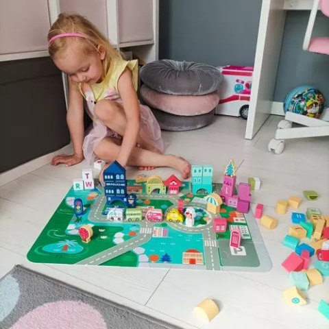 ZESTAW DREWNIANYCH KLOCKÓW MIASTECZKO Z MATĄ PUZZLE W WIADERKU + TORBA ZESTAW DREWNIANYCH KLOCKÓW MIASTECZKO Z MATĄ PUZZLE W WIADERKU + TORBA